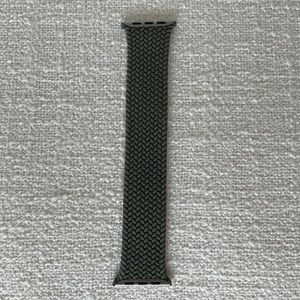 Apple Watch braided solo loop band 44mm size 6
